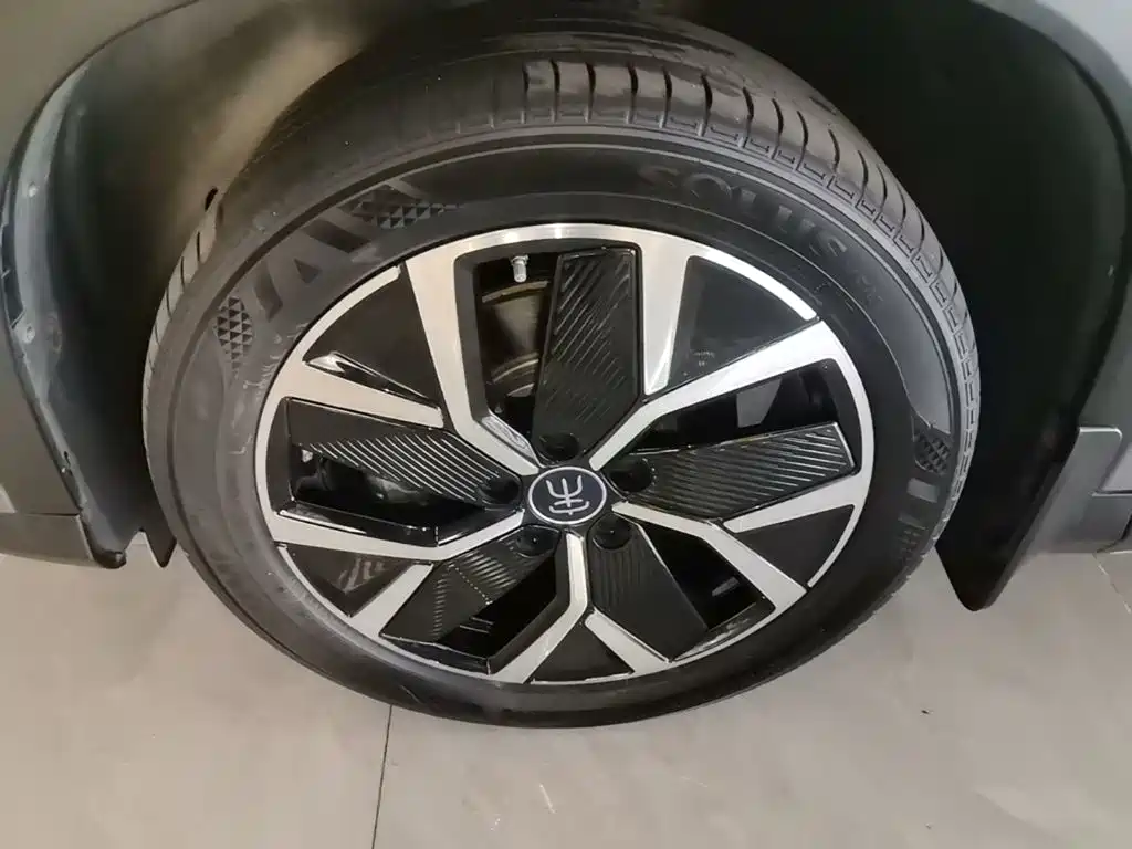 BYD L DM-i — миниатюра 23