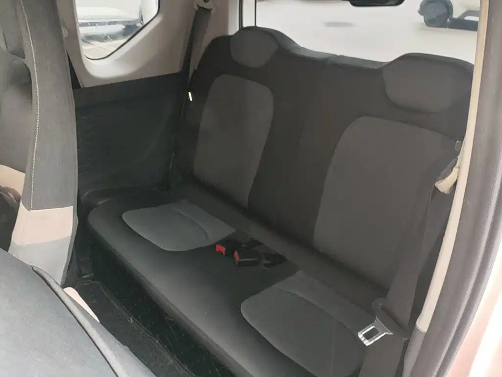 Wuling MINIEV — миниатюра 17