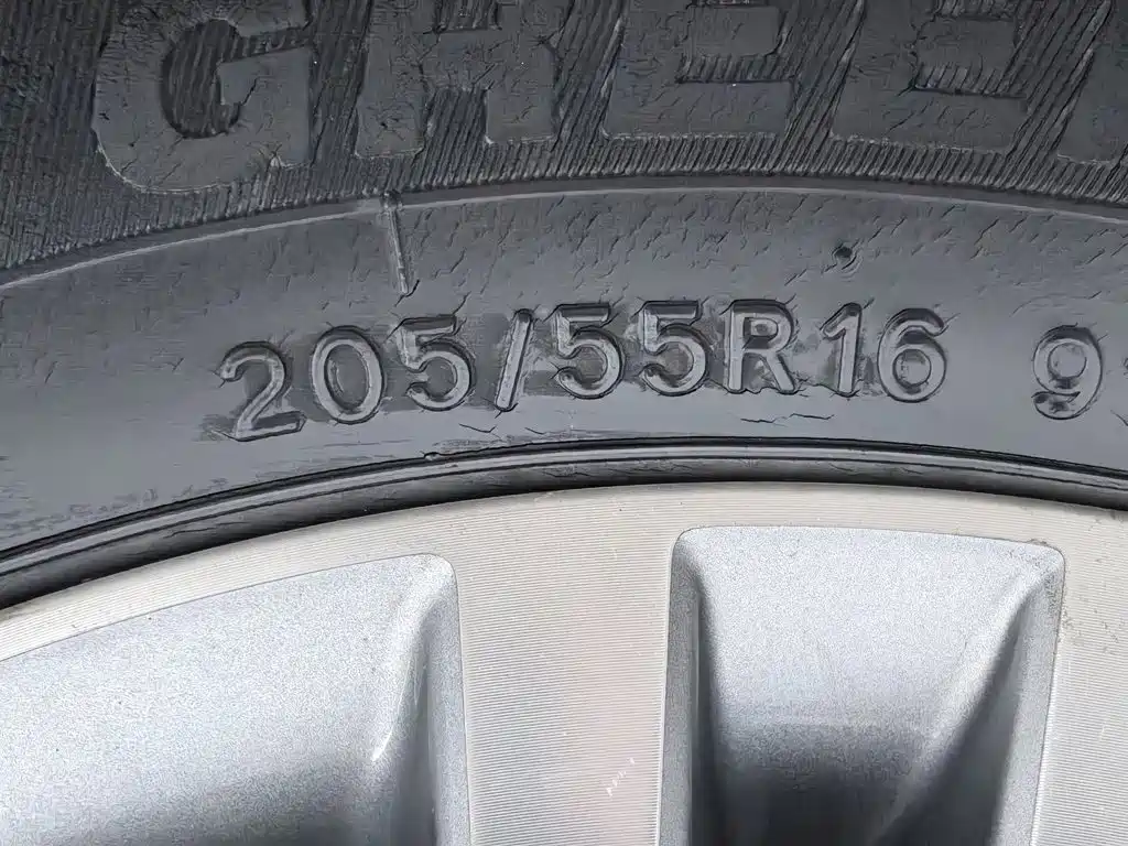 Geely Emgrand — миниатюра 24