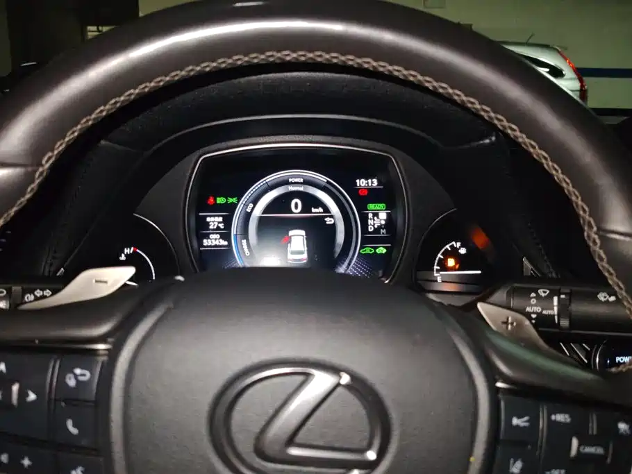 Lexus LS — миниатюра 14