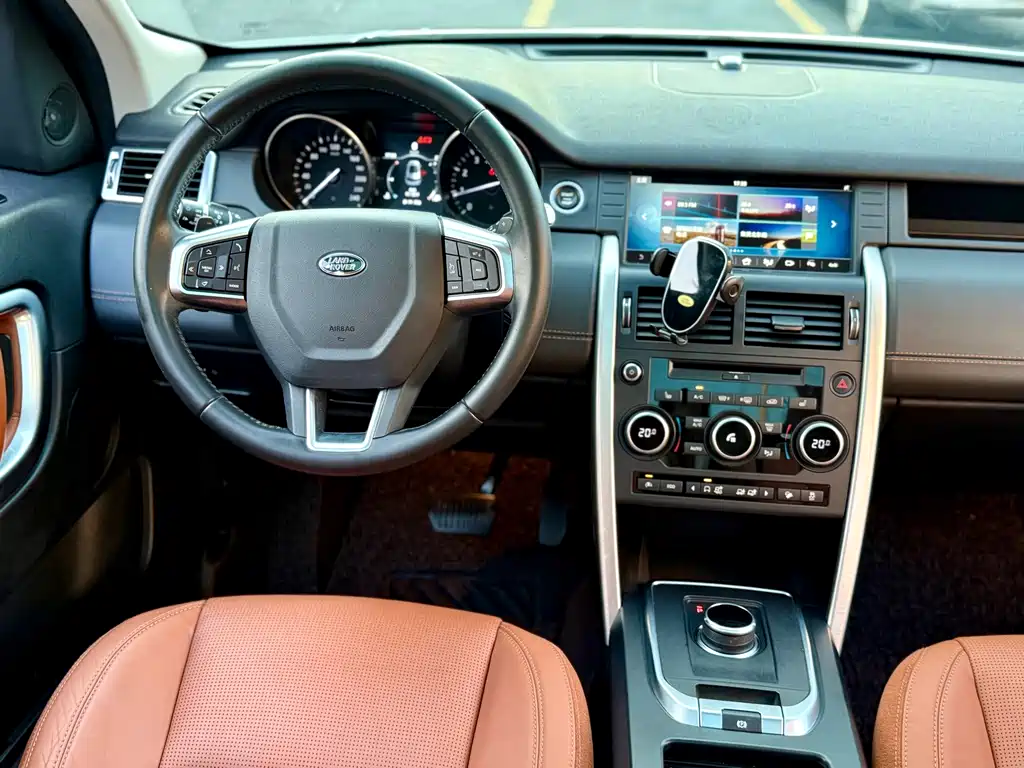 Land Rover Discovery Sport — миниатюра 15