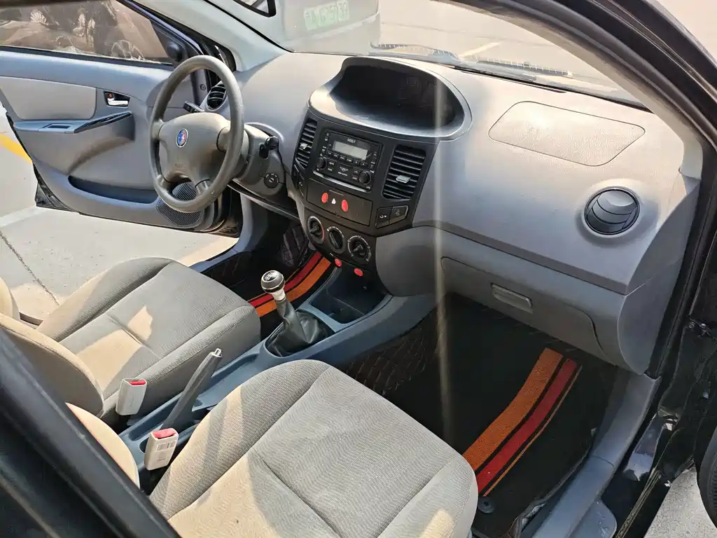 Geely King Kong — миниатюра 9
