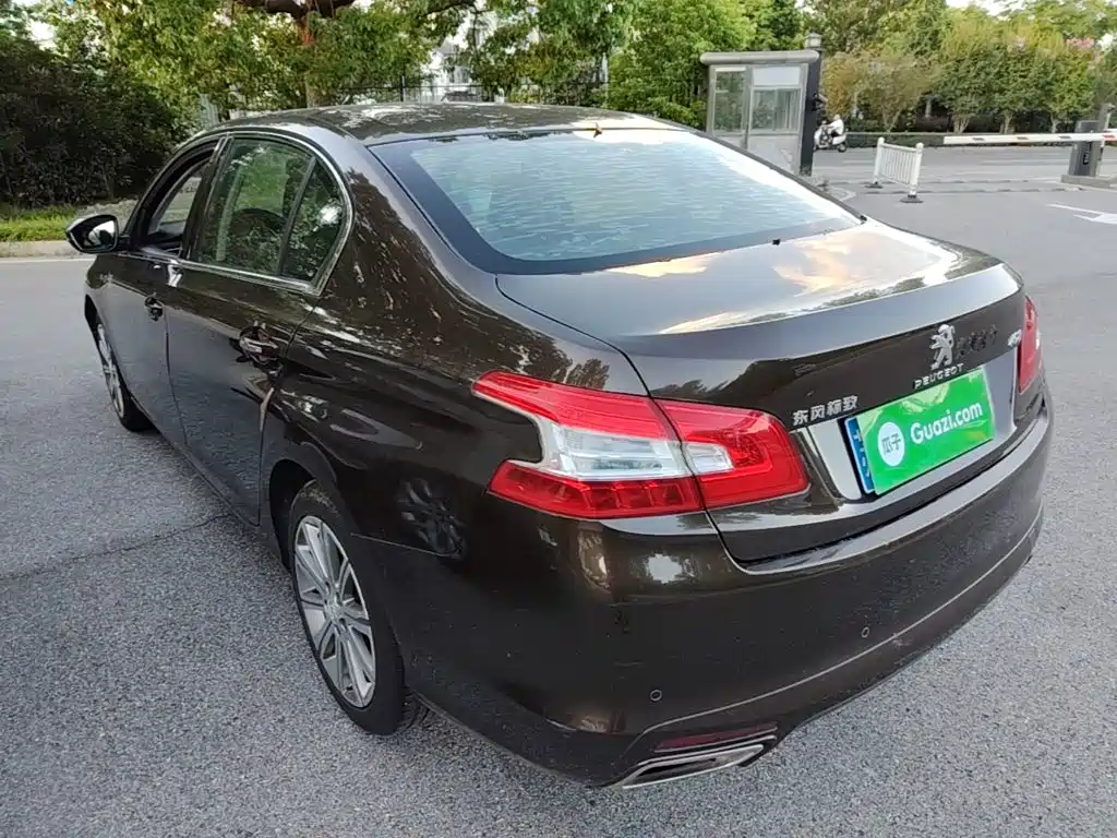 Peugeot 408 — миниатюра 5