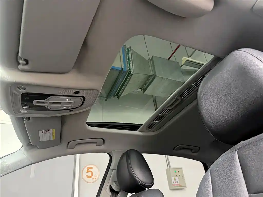 Audi A4L — миниатюра 9