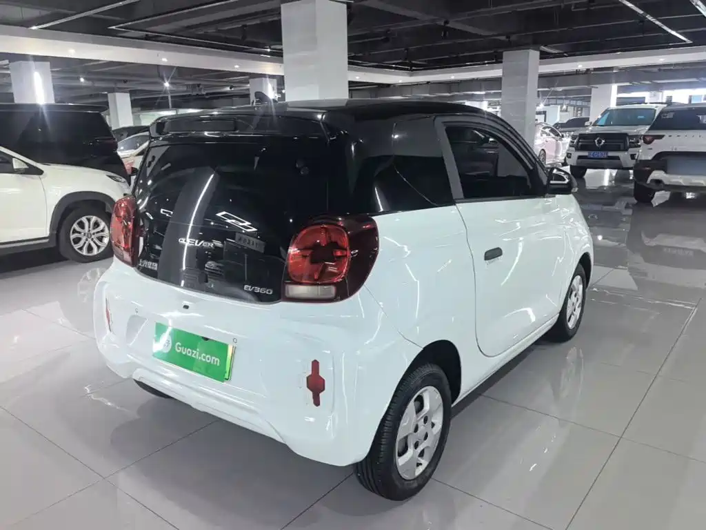 Roewe Clever — миниатюра 7