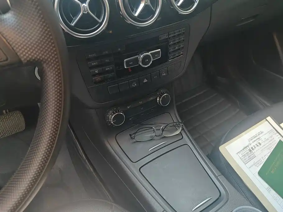 Mercedes-Benz B-Class — миниатюра 16