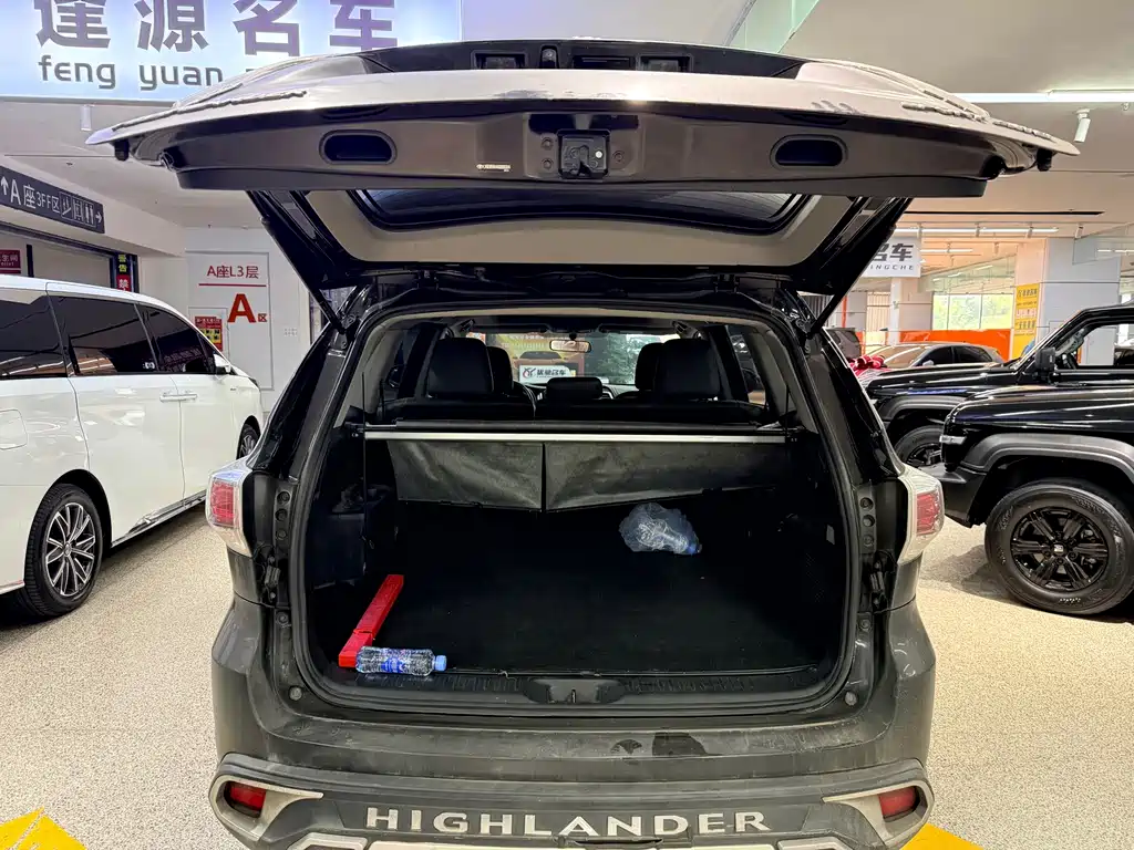 Toyota Highlander — миниатюра 13