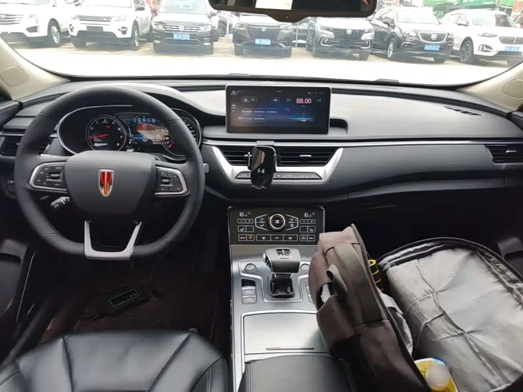 Hongqi Hongqi H5 — миниатюра 10
