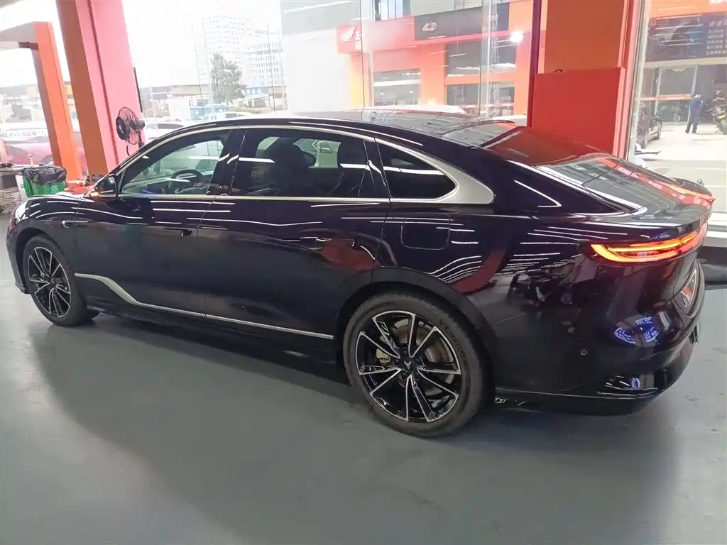 LANTU AUTOMOBILE LANTU CHASING LIGHT