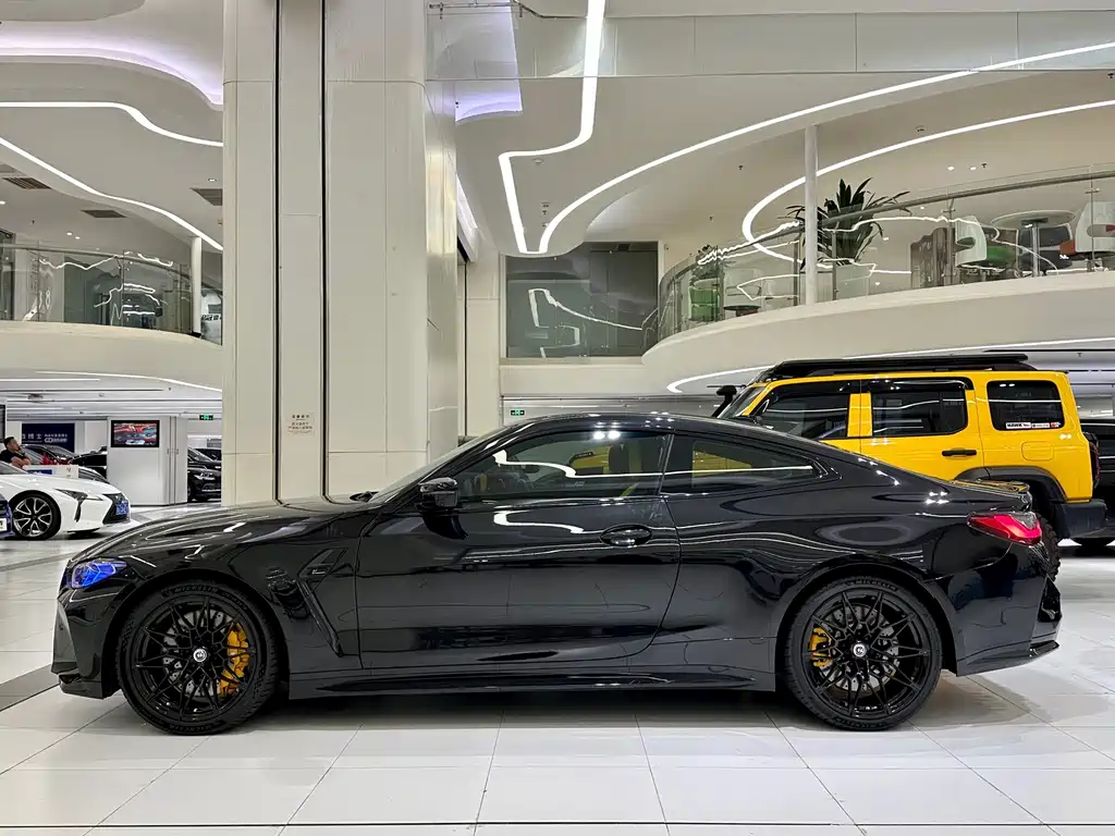 BMW M4 2022 — фото 3