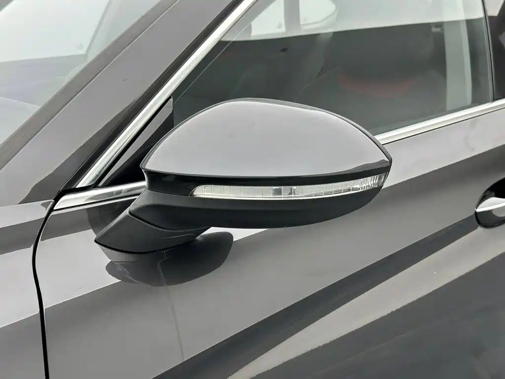 Volkswagen Lamando — миниатюра 23