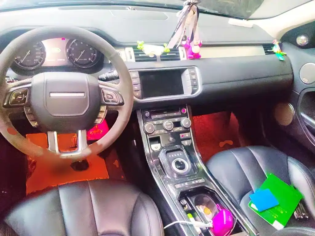 Land Rover Evoque — миниатюра 13