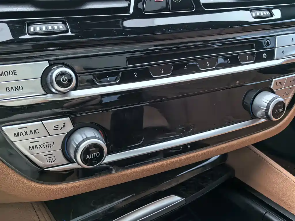 BMW 6 Series GT — миниатюра 10