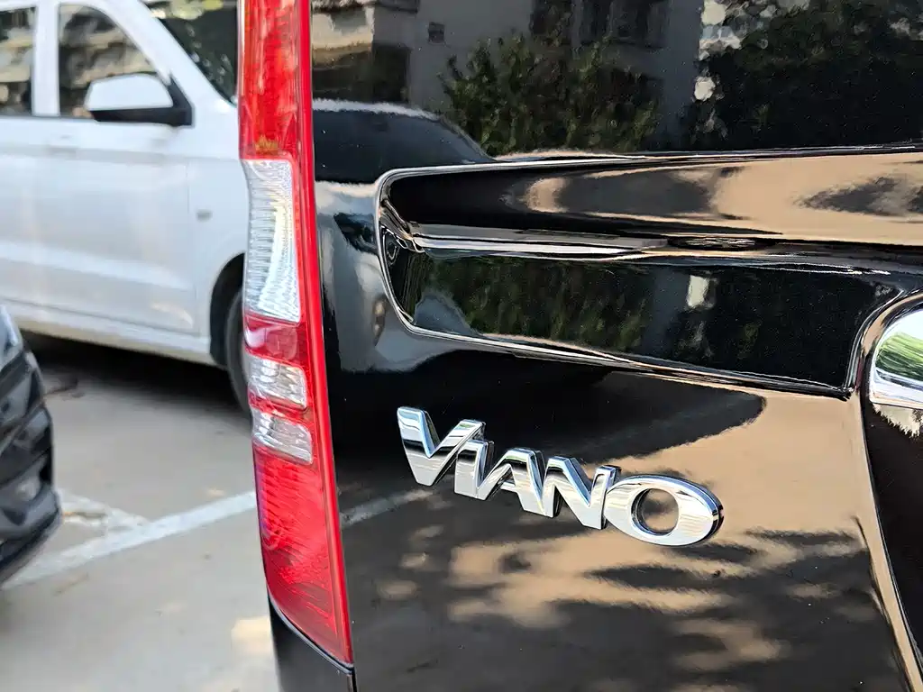 Mercedes-Benz Viano — миниатюра 6