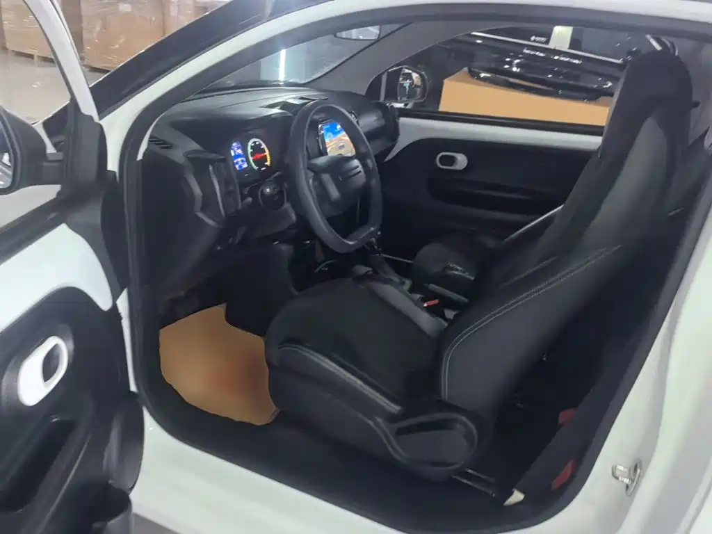 Roewe Clever — миниатюра 16