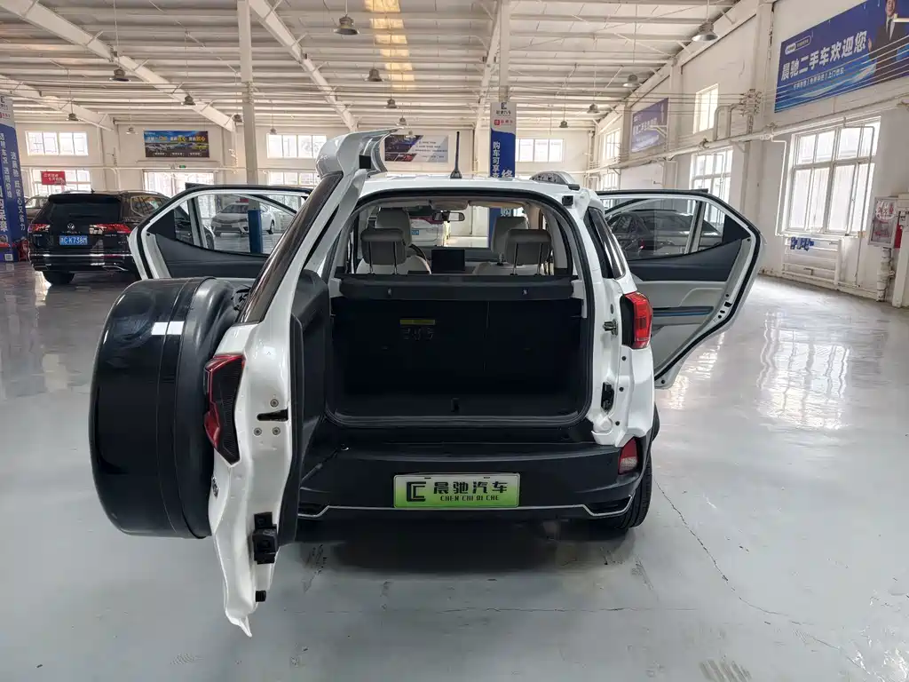 BYD Yuan Pro — миниатюра 10