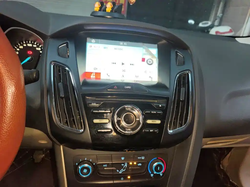 Ford Focus — миниатюра 9