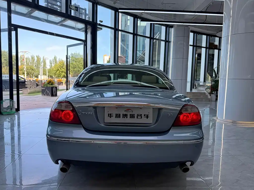 Jaguar S-TYPE — миниатюра 14