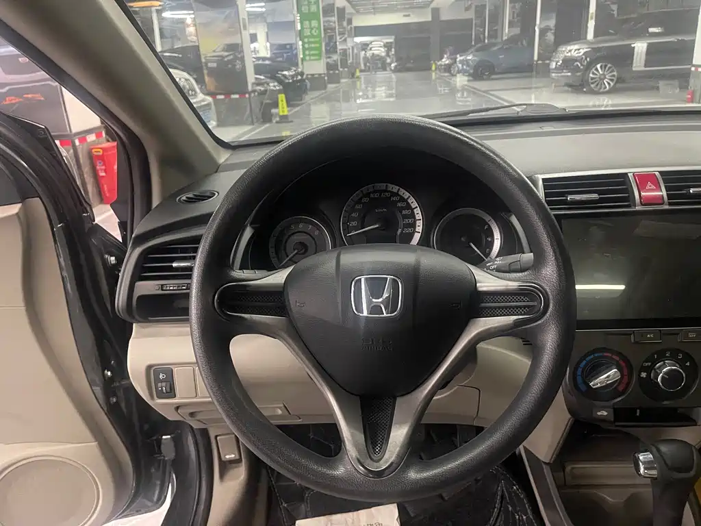 Honda City Classic — миниатюра 11