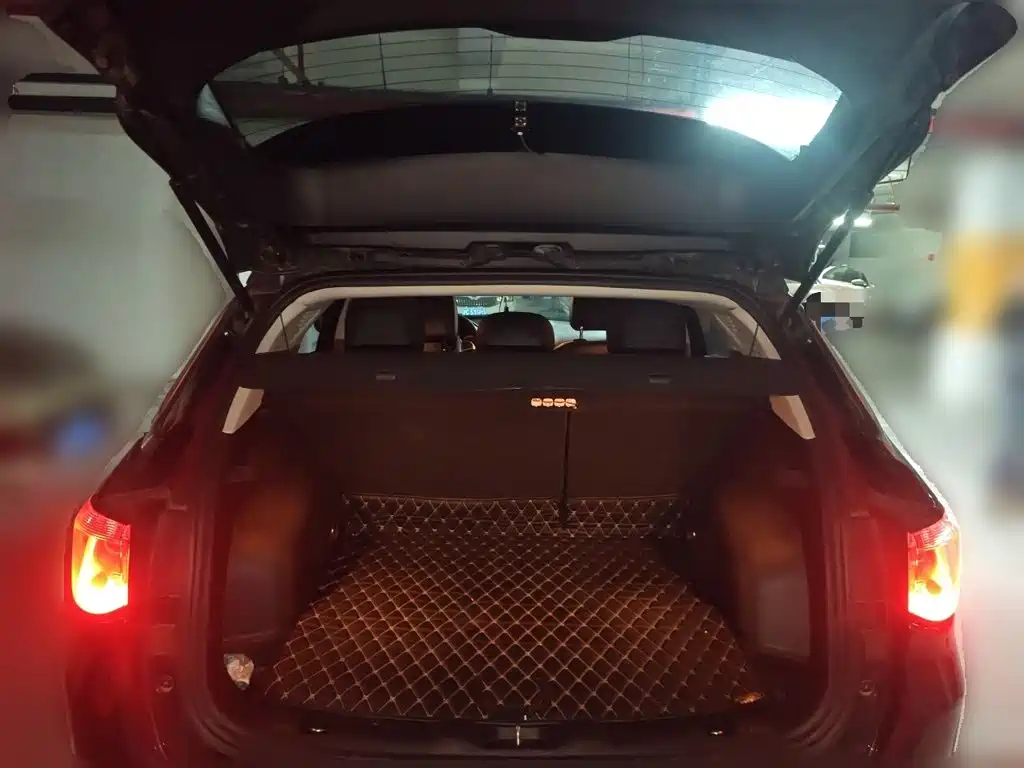 Jeep Compass — миниатюра 15