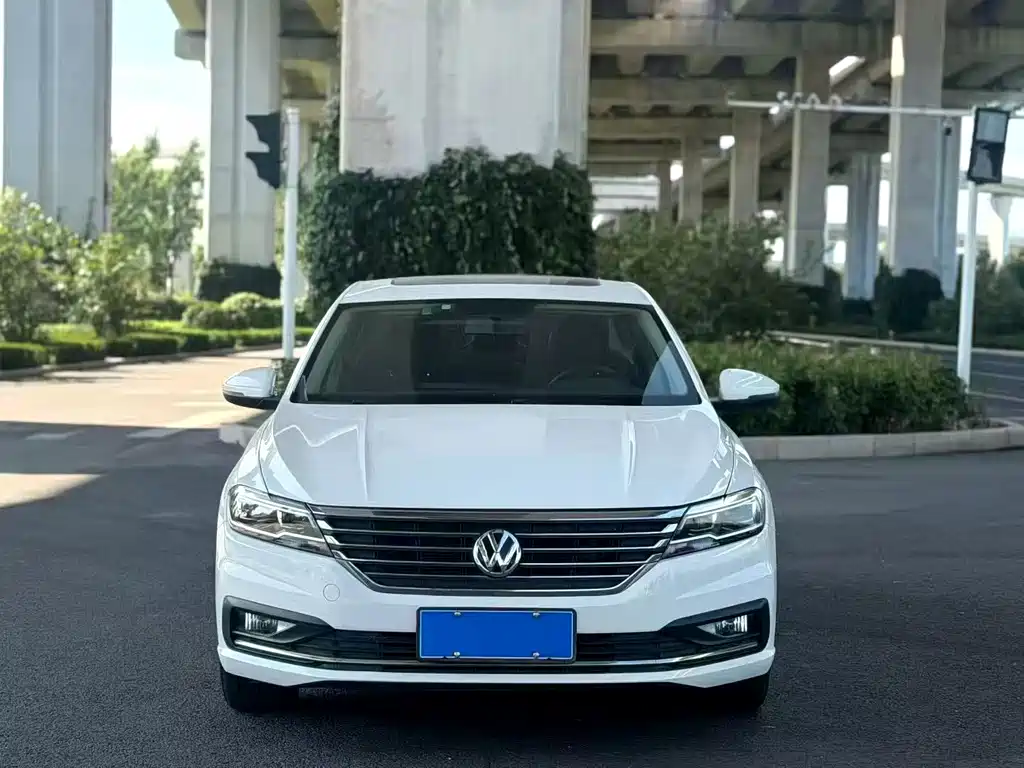Volkswagen Lavida — миниатюра 2