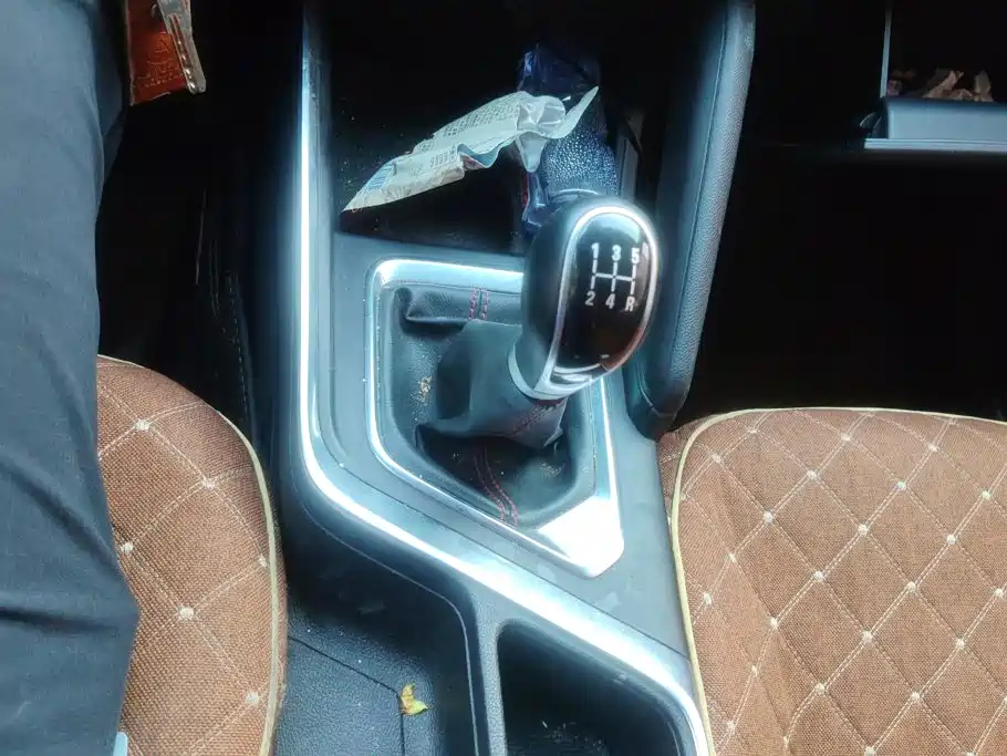 Geely Vision X3 — миниатюра 16