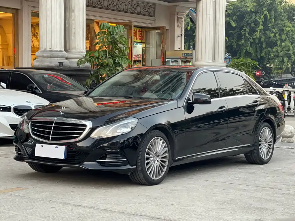 Mercedes-Benz E-Class 2015