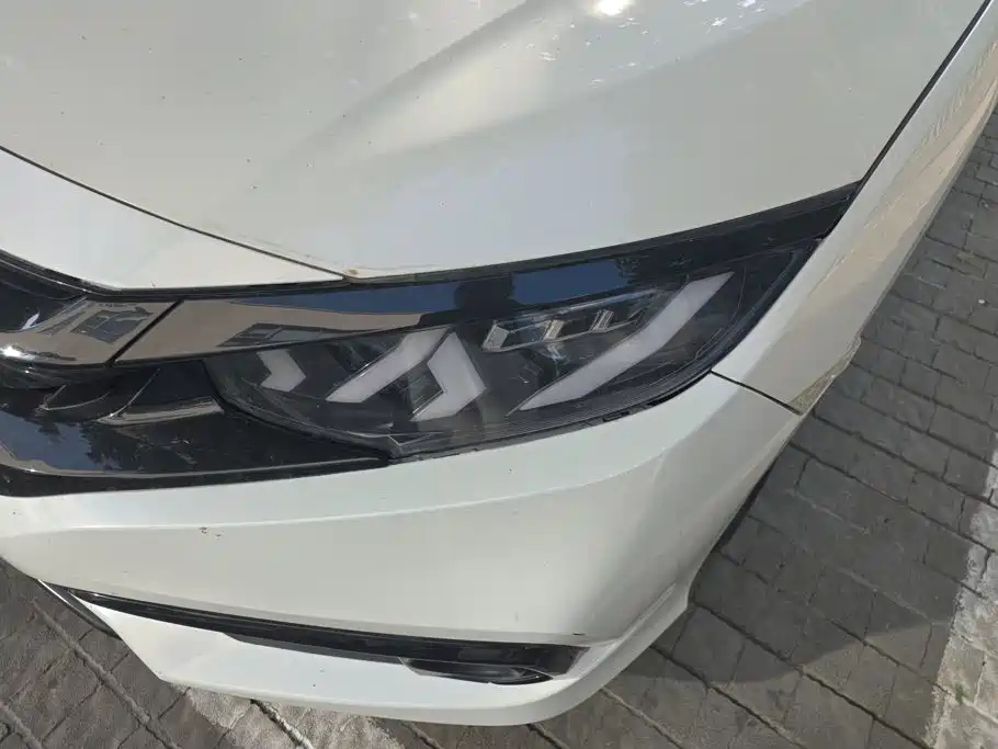 Honda Civic — миниатюра 5