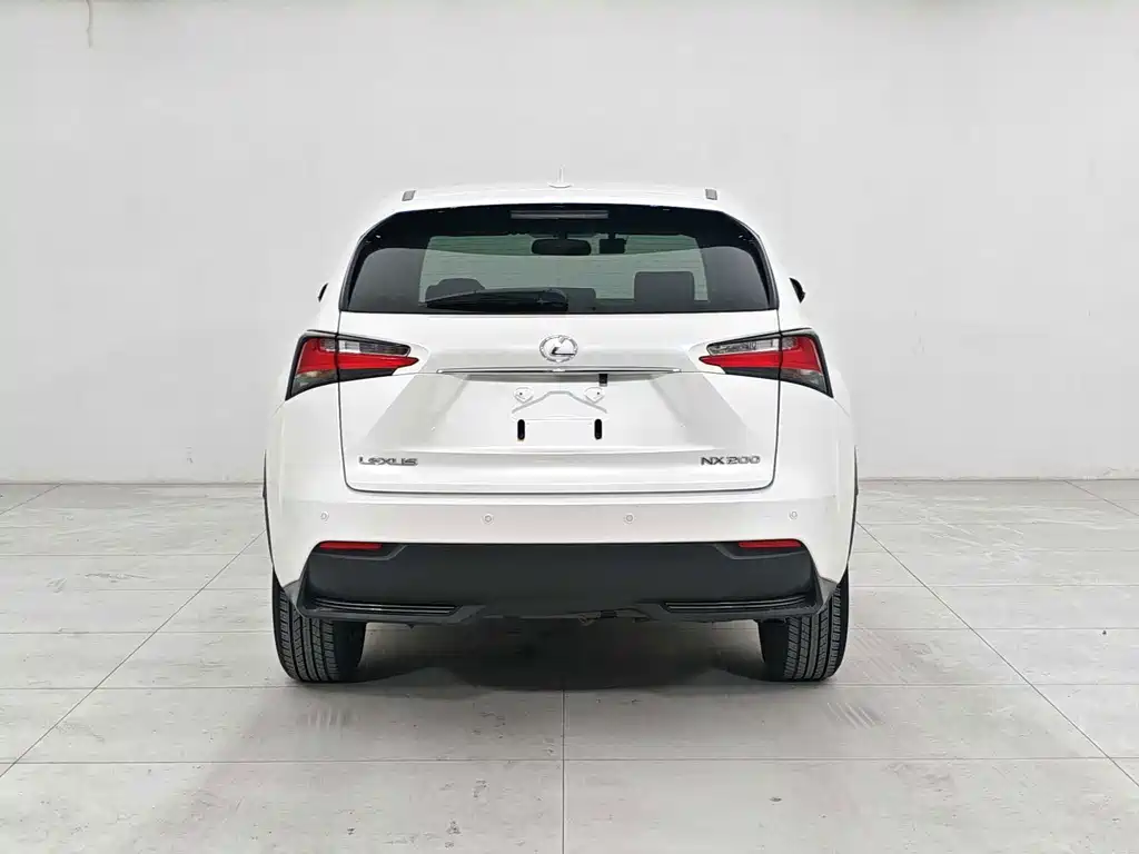 Lexus NX — миниатюра 4