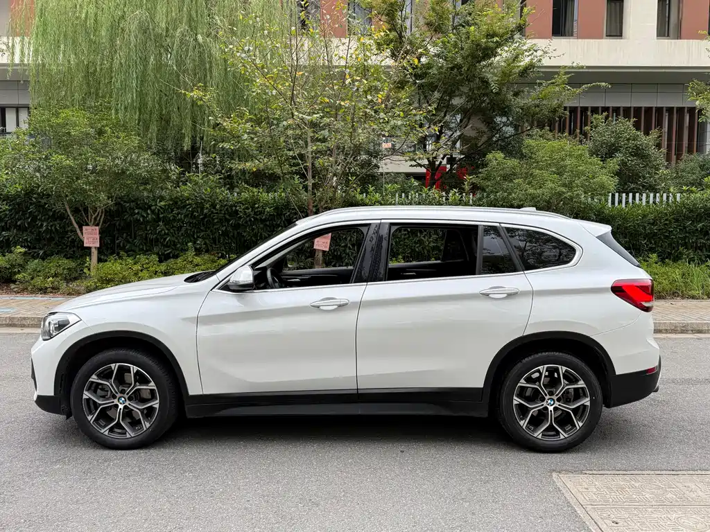 BMW X1 — миниатюра 7