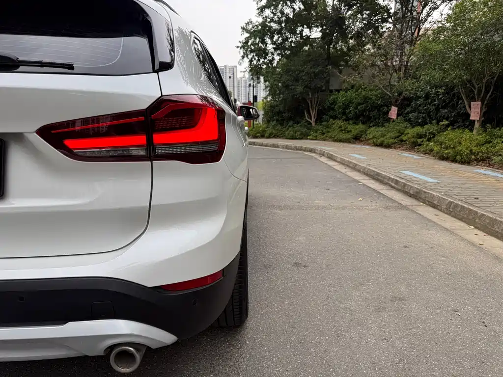 BMW X1 — миниатюра 9