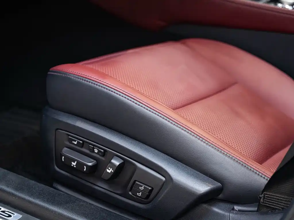 Lexus GS — миниатюра 21
