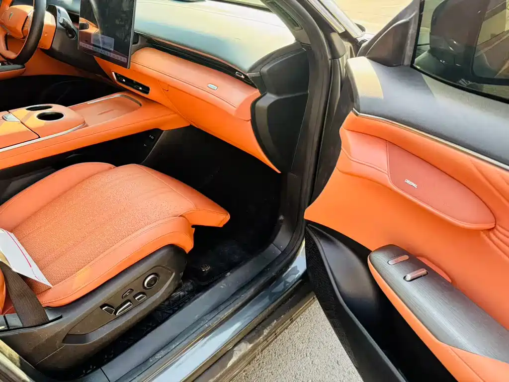 Changan Deepal DARK BLUE S07