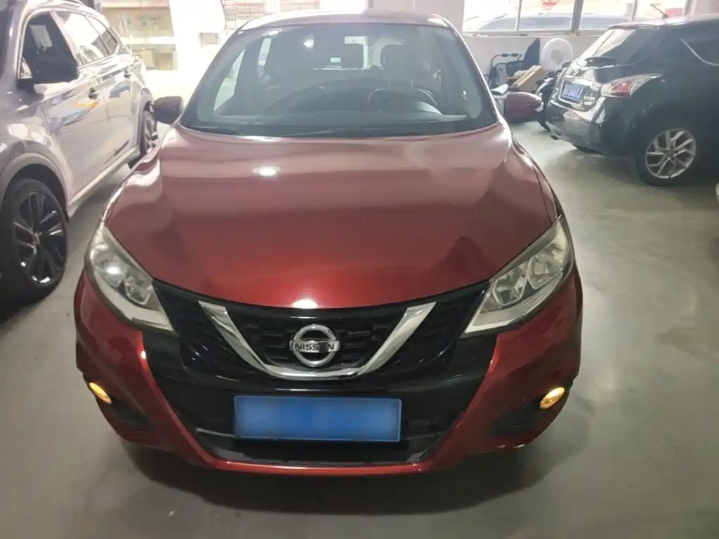 Nissan Tiida — миниатюра 3