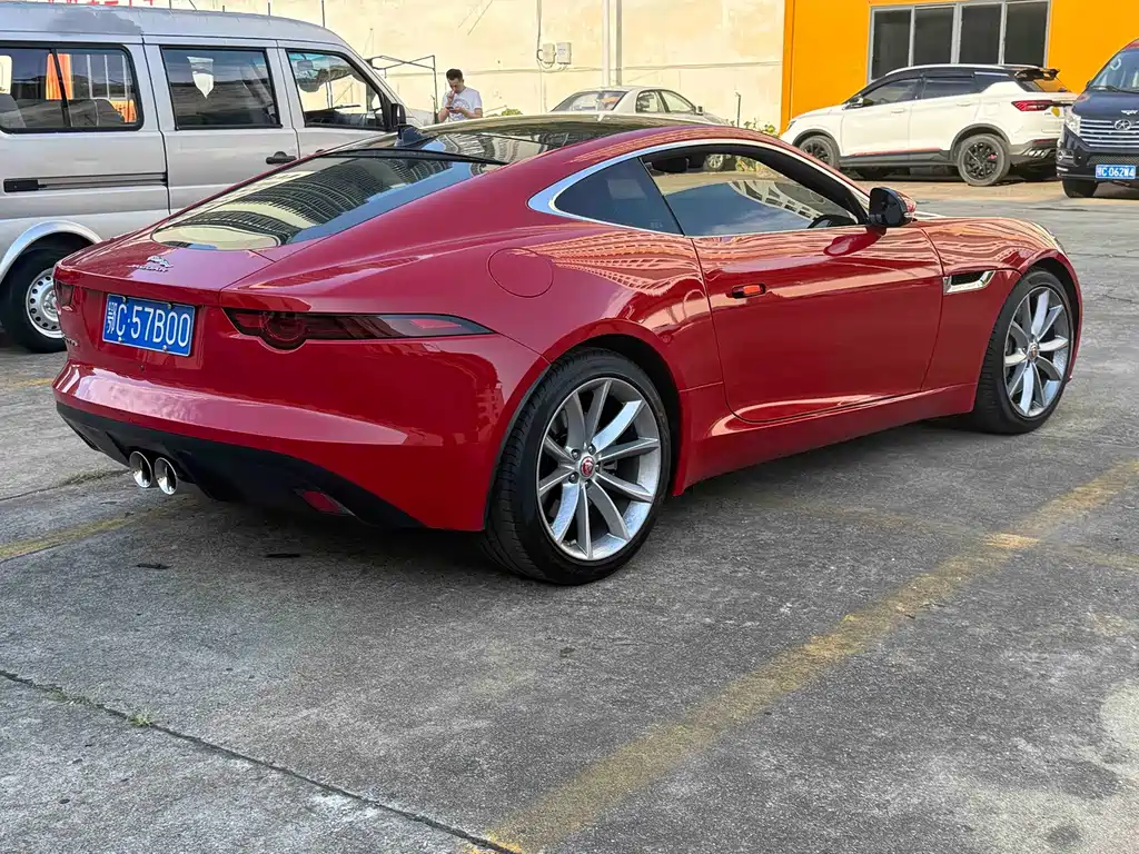 Jaguar F-TYPE — миниатюра 3