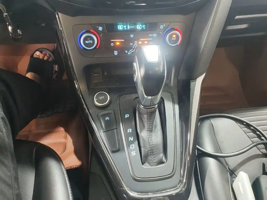 Ford Focus — миниатюра 14