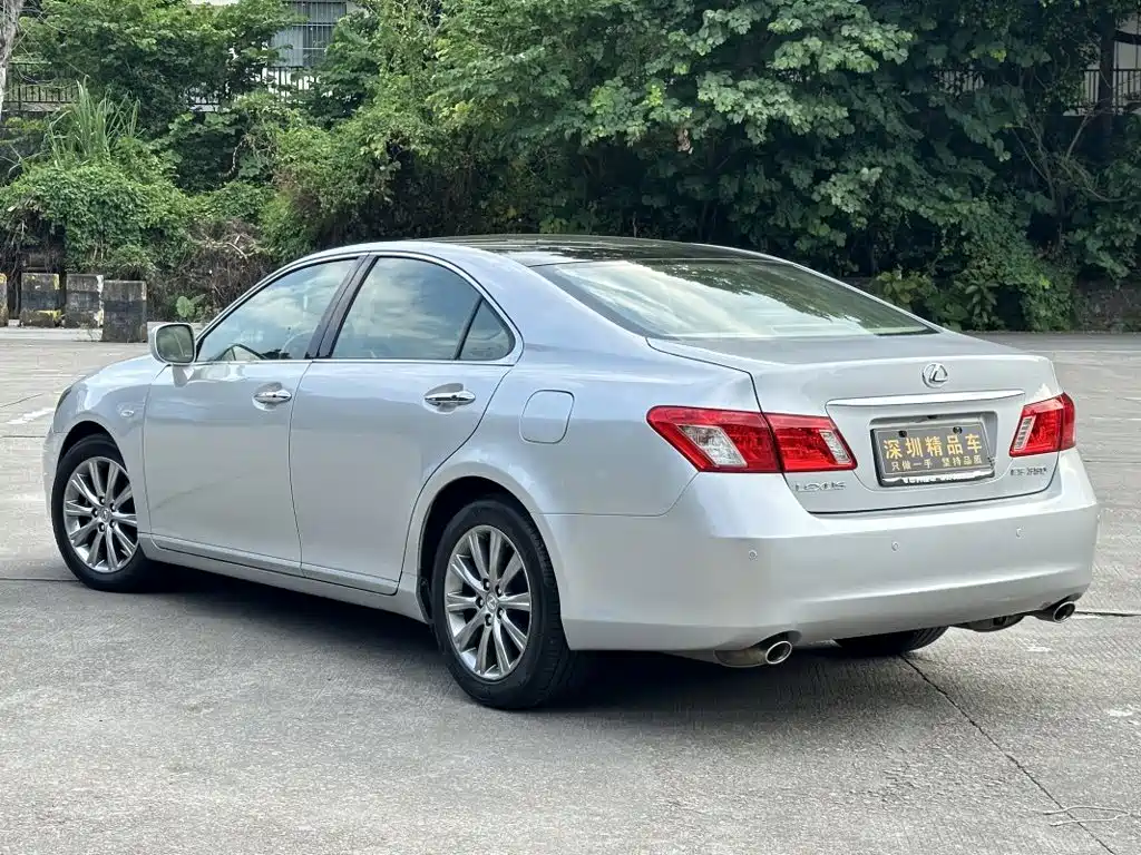 Lexus ES — миниатюра 3