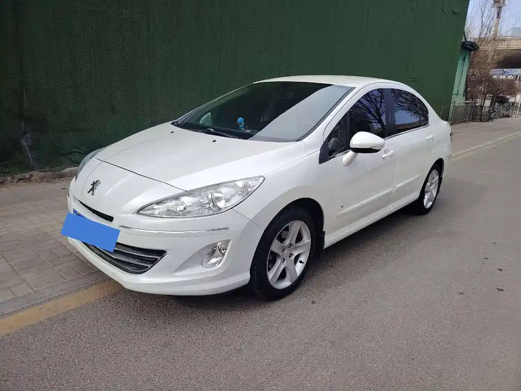 Peugeot 408 2014