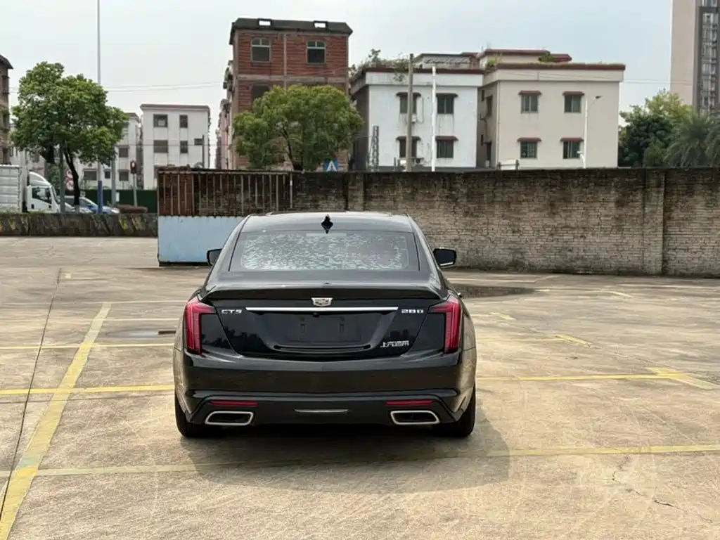 Cadillac CT5 — миниатюра 5