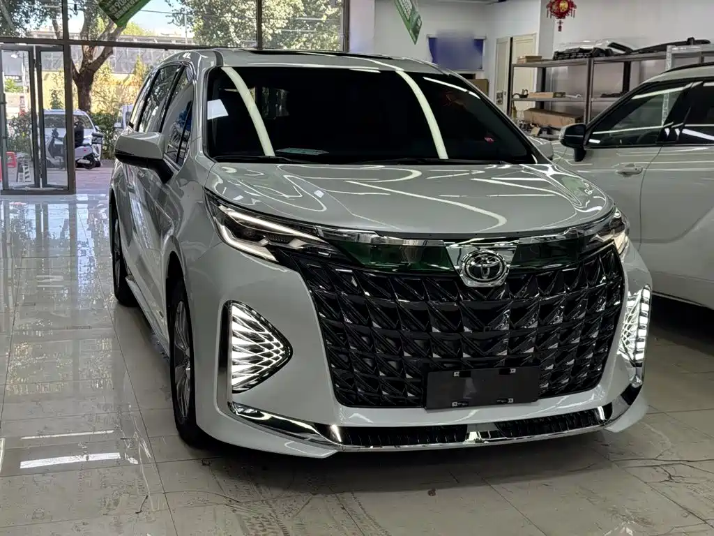 Toyota Sienna — миниатюра 12