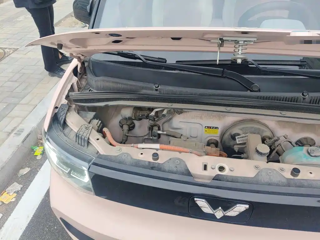 Wuling MINIEV — миниатюра 21