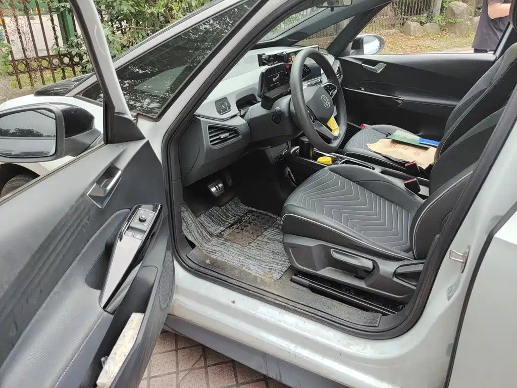 Volkswagen ID.3 — миниатюра 12