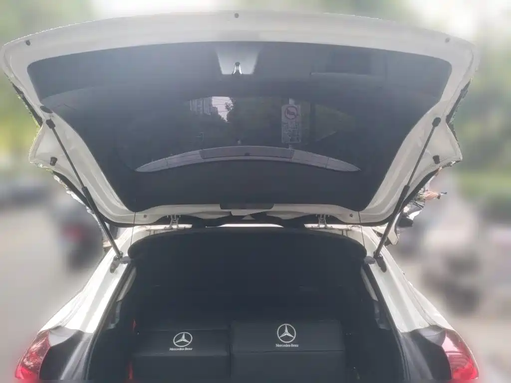 Mercedes-Benz GLA — миниатюра 15