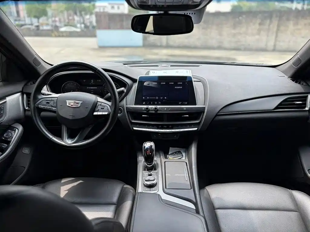 Cadillac CT5 — миниатюра 9