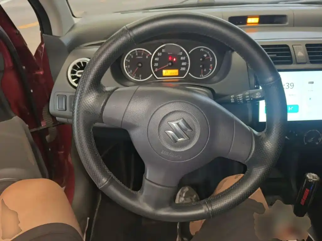 Suzuki Swift — миниатюра 11