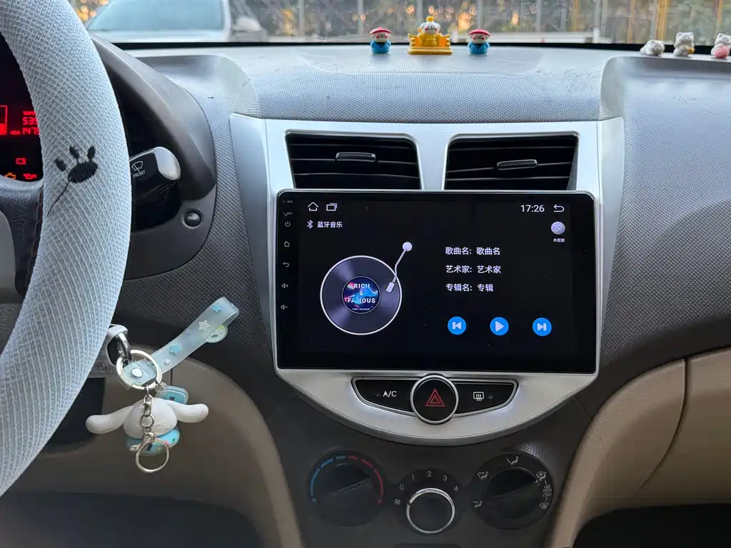 Hyundai Verna — миниатюра 10