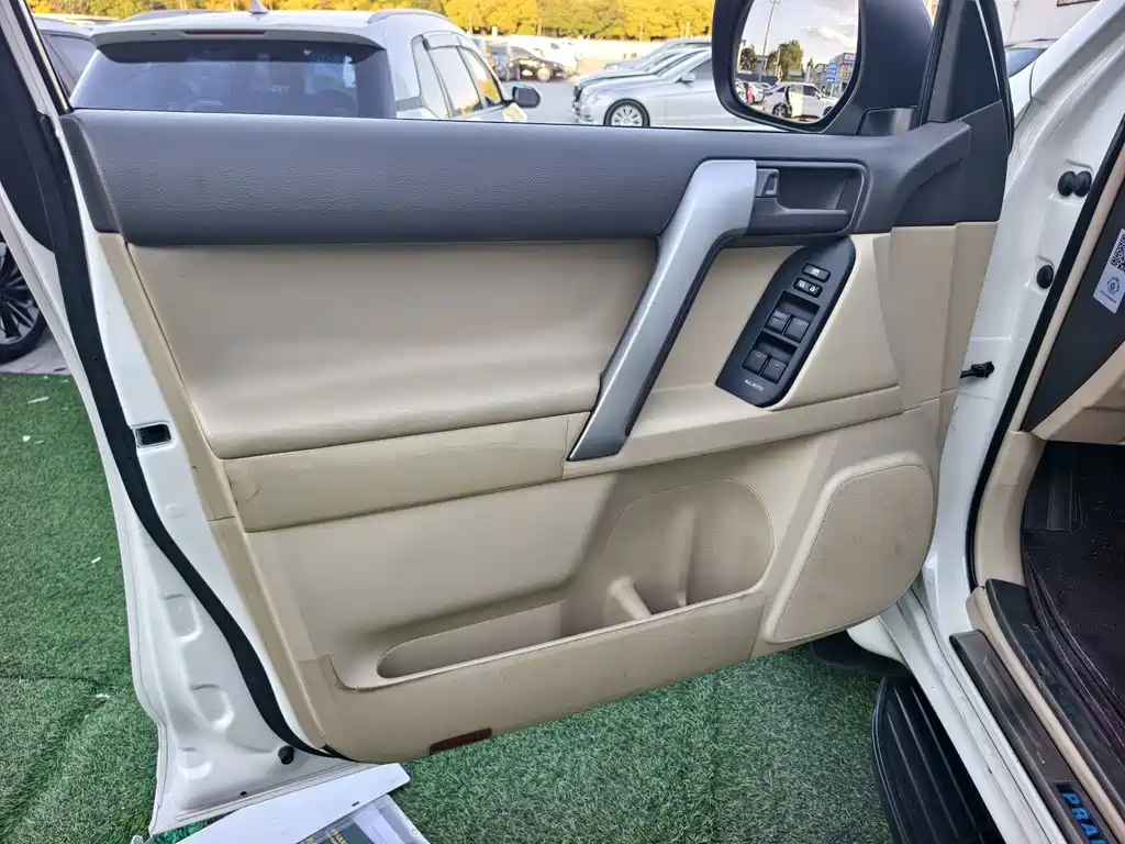 Toyota Prado (Import) — миниатюра 9