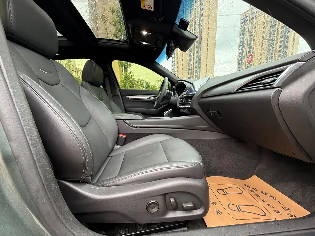 Cadillac CT5 — миниатюра 18