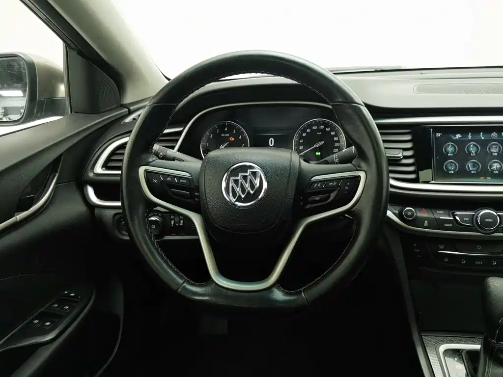 Buick Excelle — миниатюра 11