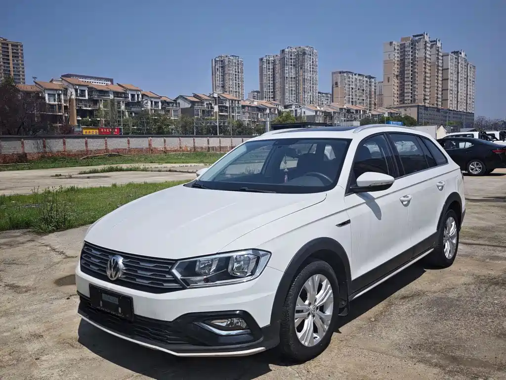 Купить Volkswagen C-Trek